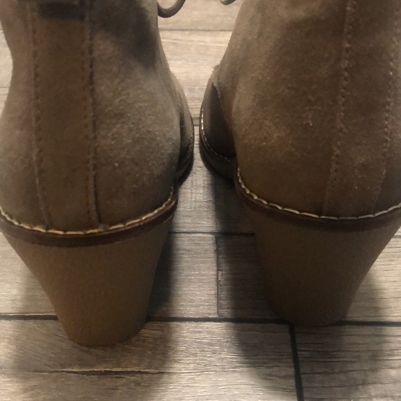 White Mountain genuine leather upper Lambert lace up botties with stitch design - Picture 5 of 9